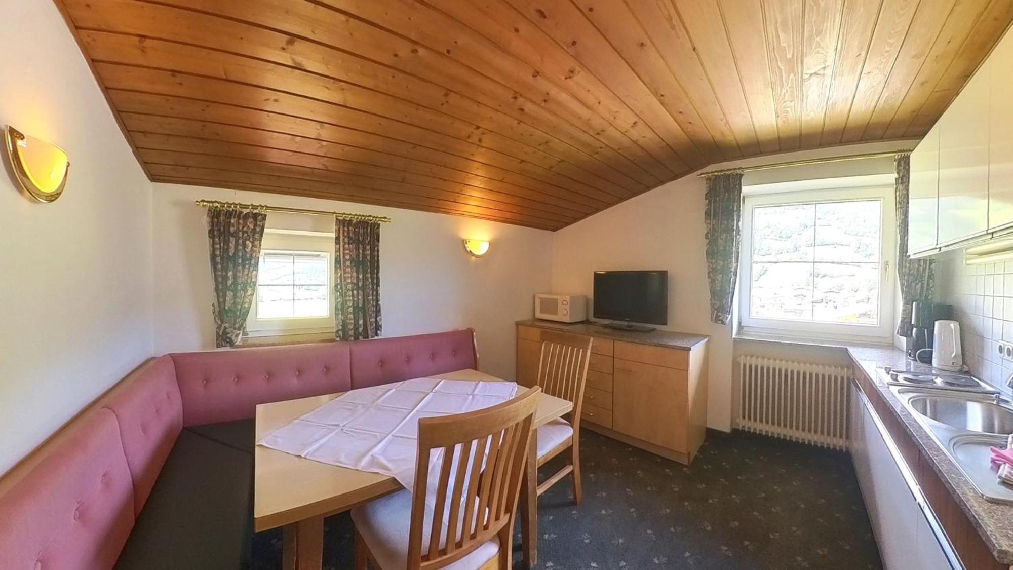 Das Christine Appartement บริกเซินอิมทาเล ภายนอก รูปภาพ